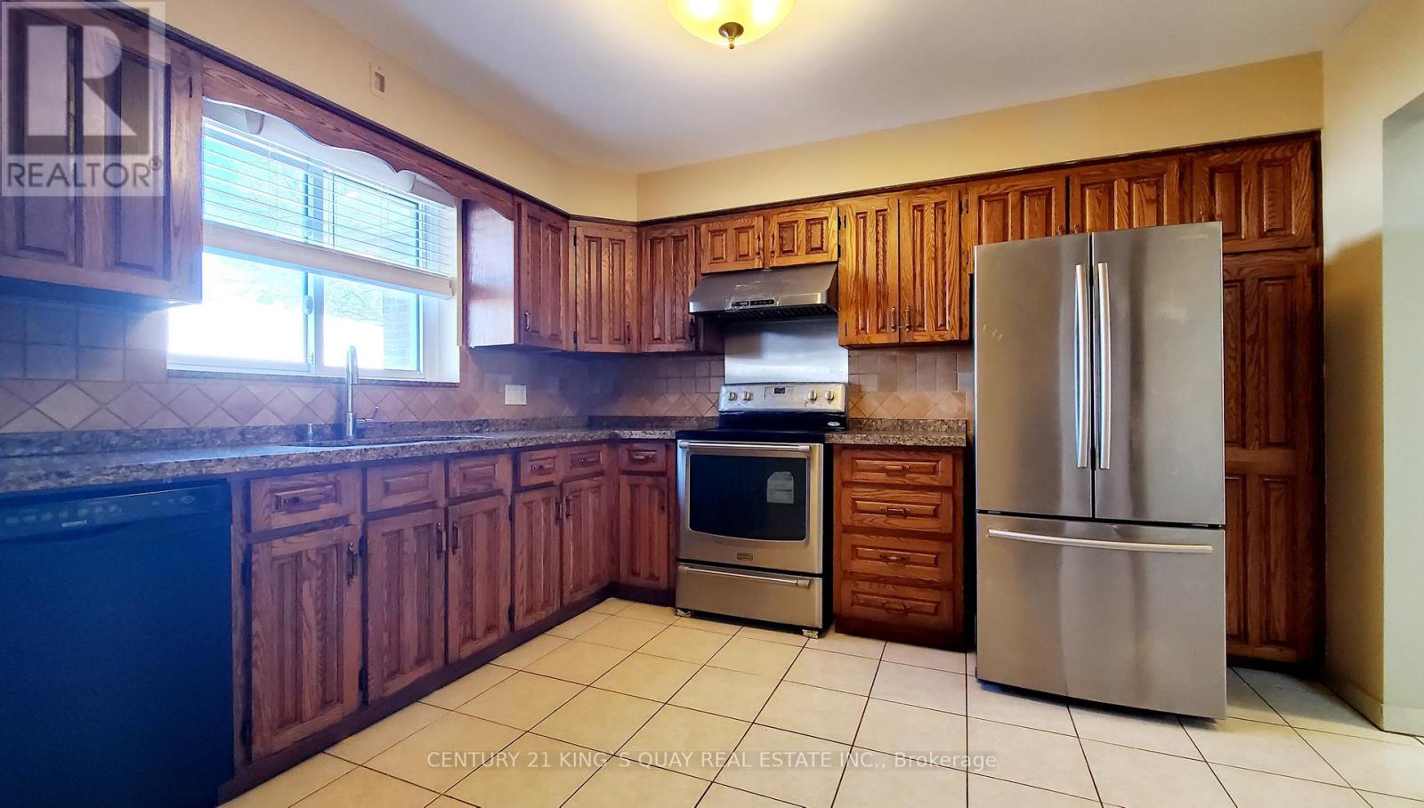 49 Chartland Boulevard S, Toronto, Ontario  M1S 2R5 - Photo 8 - E12753762