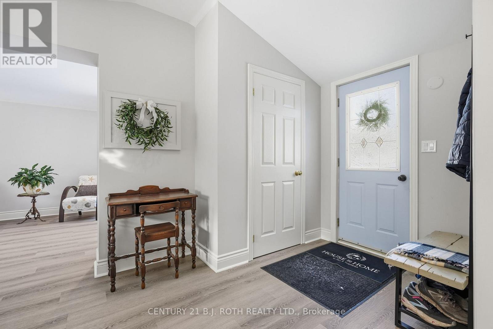 116 Burton Avenue, Barrie, Ontario  L4N 2R8 - Photo 10 - S12736220