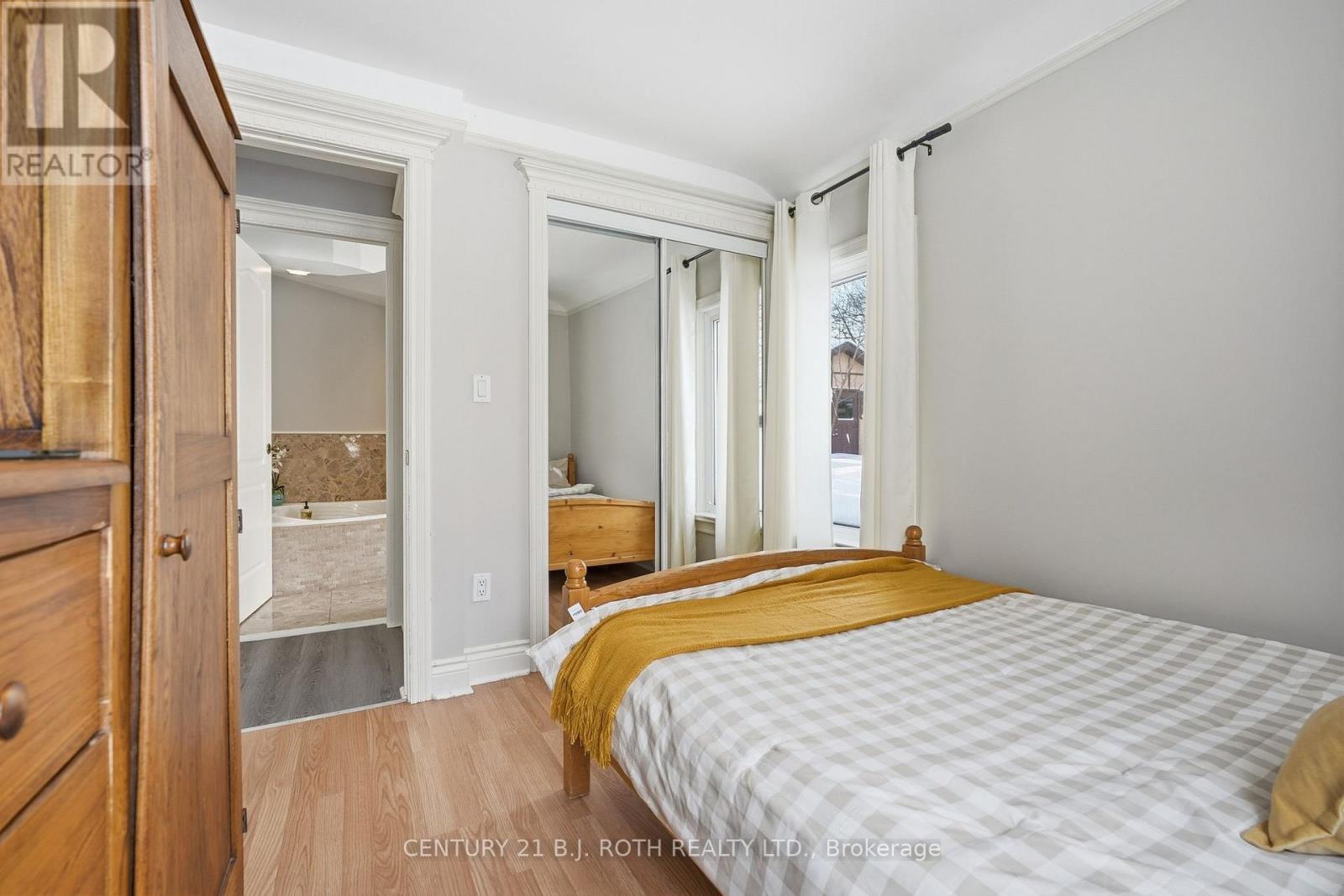 116 Burton Avenue, Barrie, Ontario  L4N 2R8 - Photo 28 - S12736220