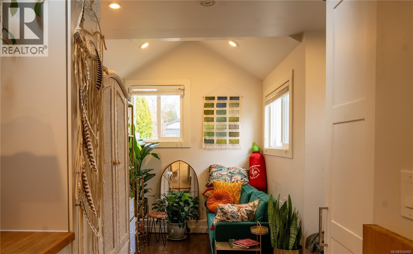 2508 Shakespeare St, Victoria, British Columbia  V8R 4G5 - Photo 37 - 1024905