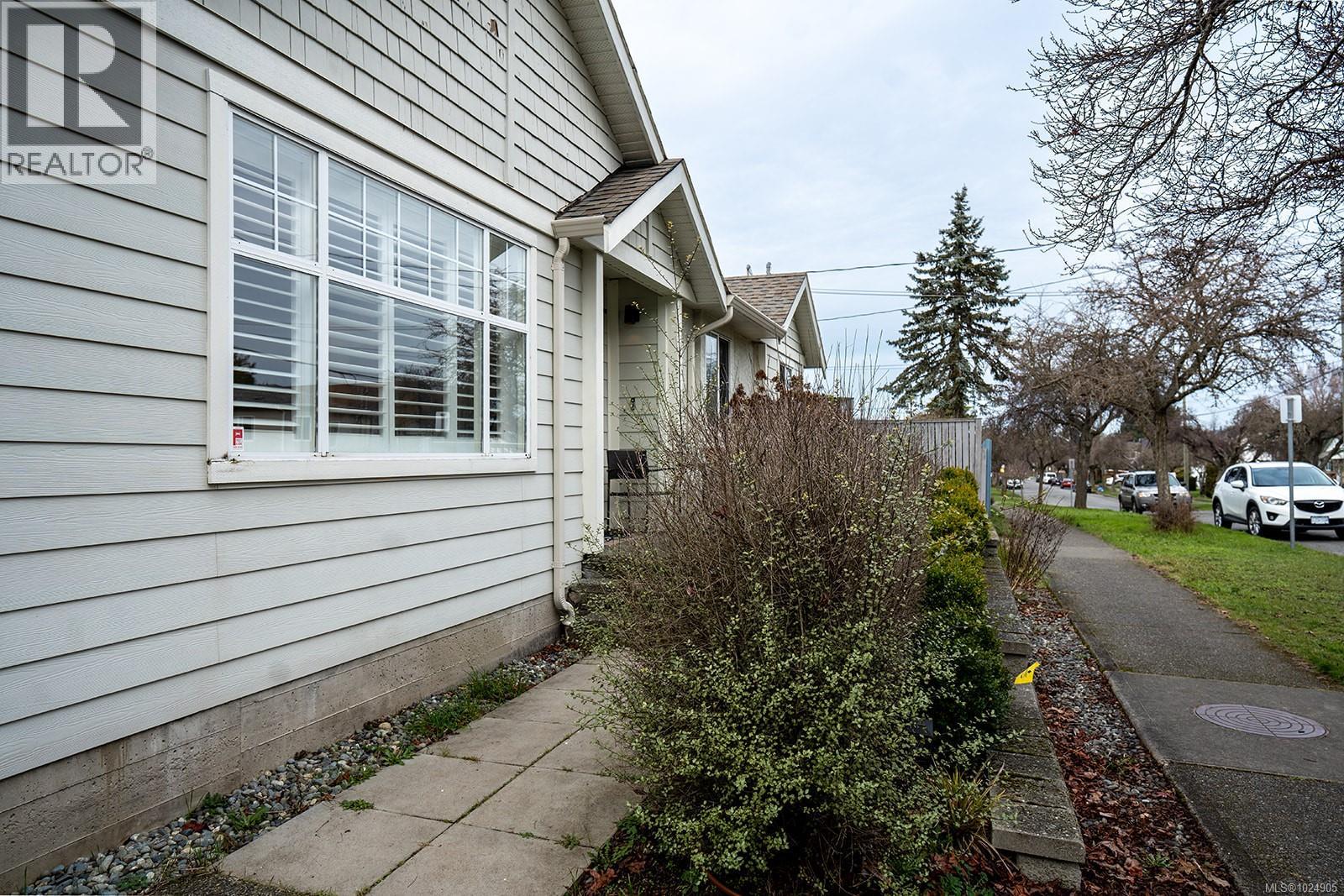 2508 Shakespeare St, Victoria, British Columbia  V8R 4G5 - Photo 43 - 1024905