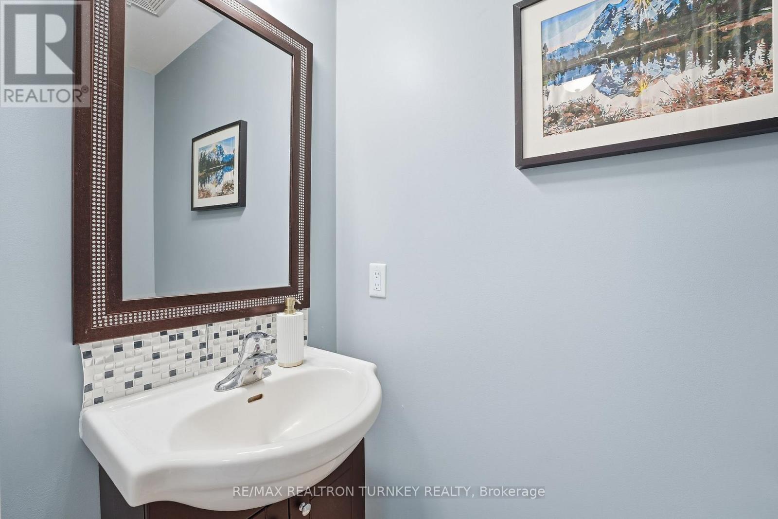86 Donald Stewart Crescent, East Gwillimbury, Ontario  L0G 1M0 - Photo 11 - N12753692