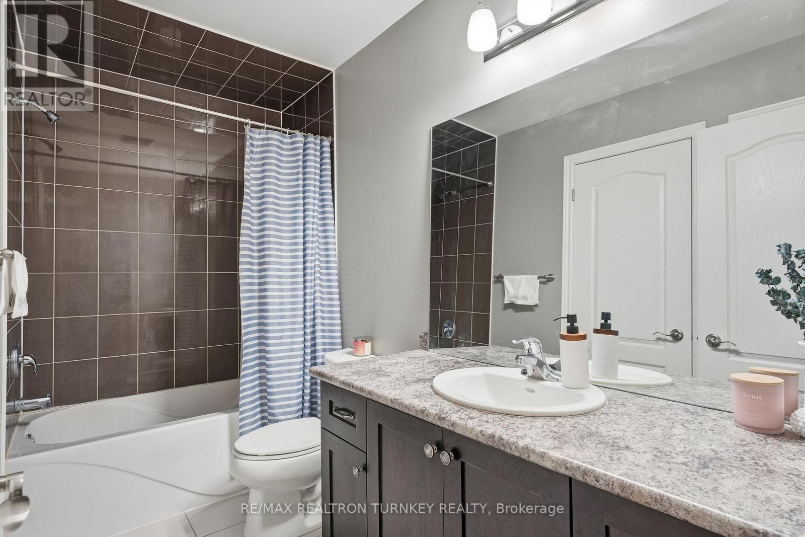 86 Donald Stewart Crescent, East Gwillimbury, Ontario  L0G 1M0 - Photo 17 - N12753692