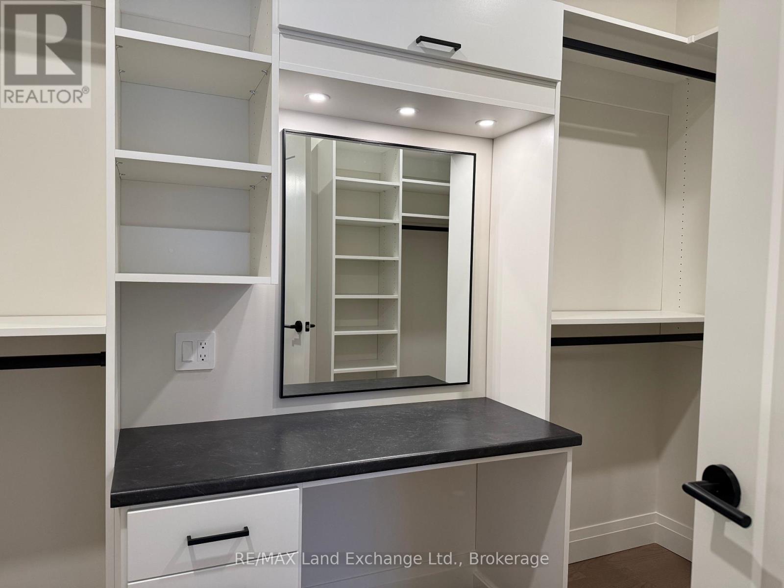 964 Bogdanovic Way, Huron-Kinloss, Ontario  N2Z 0H4 - Photo 10 - X12230628