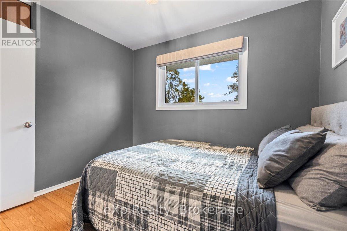 158 6th Avenue, Hanover, Ontario  N4N 2E4 - Photo 20 - X12465158