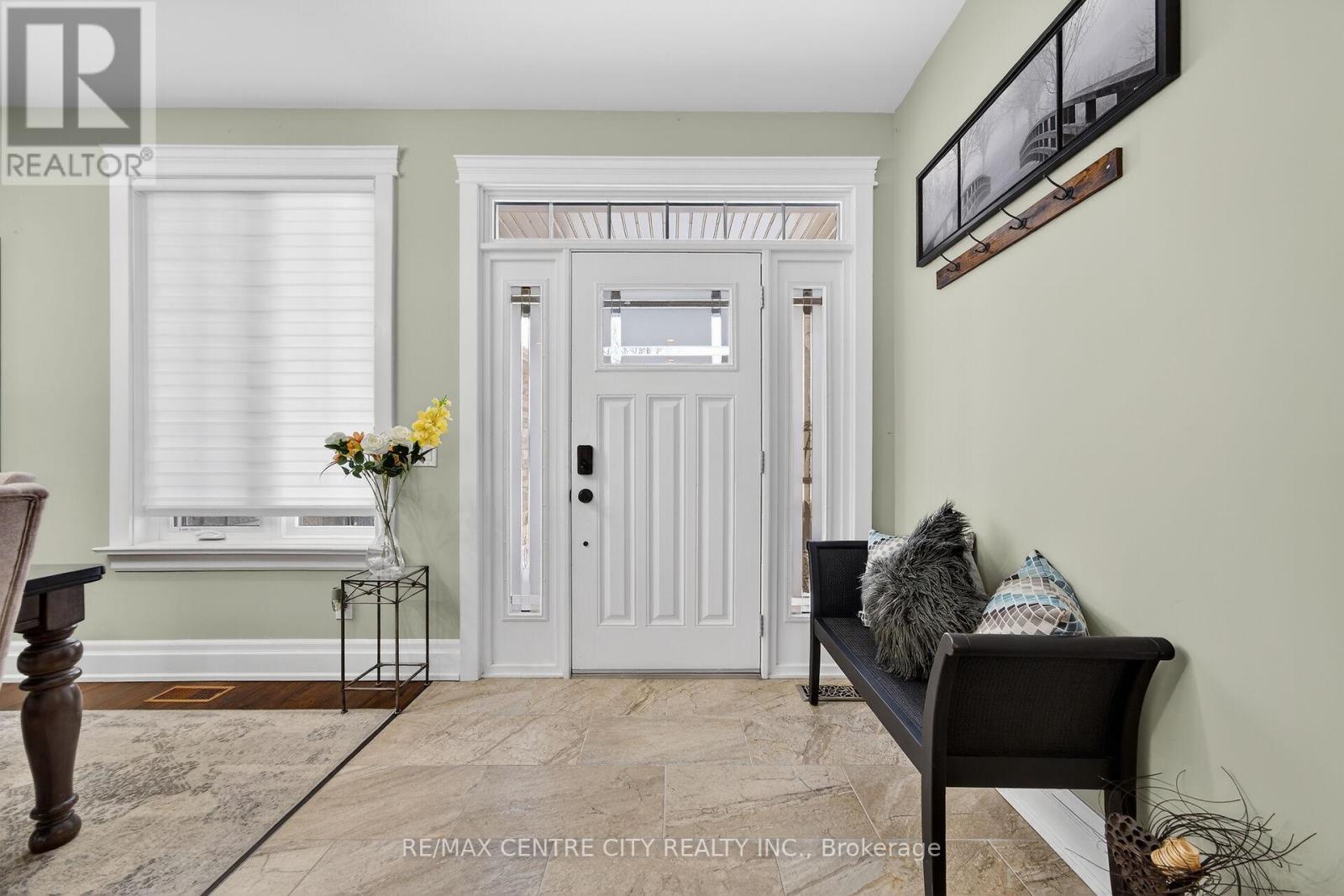 2301 Townline Road, Fort Erie, Ontario  L0S 1S0 - Photo 4 - X12724292