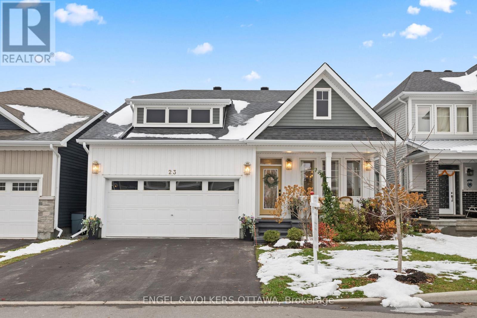 23 Pacing Walk, Ottawa, Ontario  K0A 2Z0 - Photo 1 - X12553812