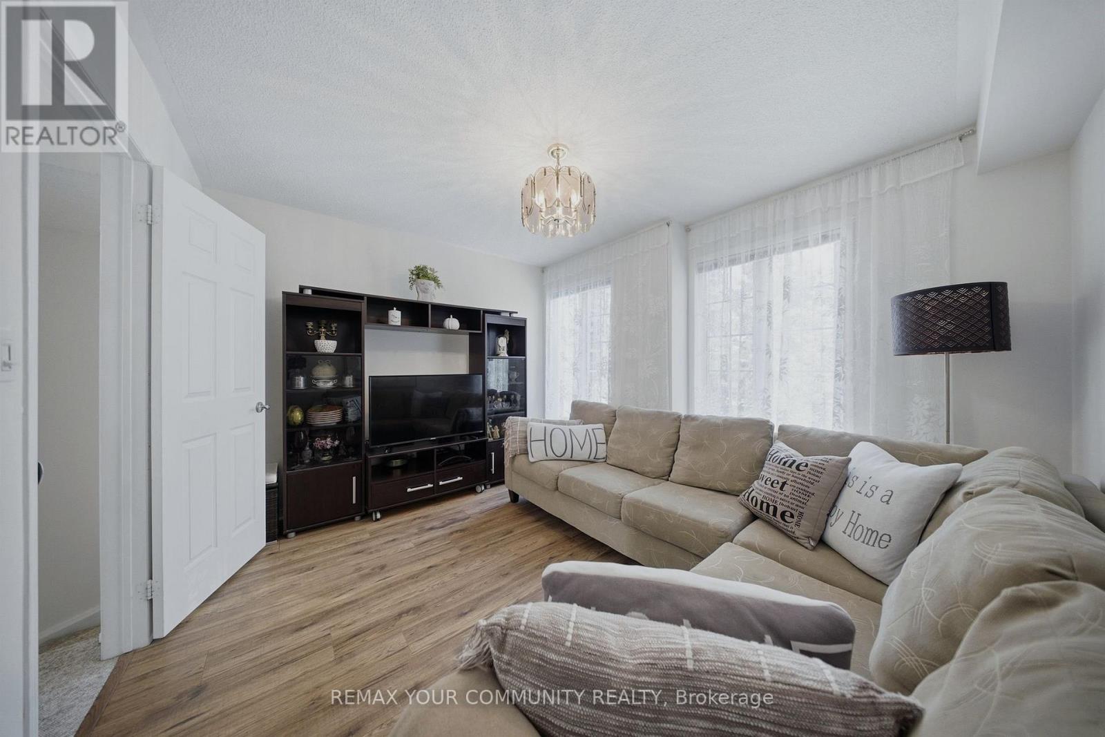 11 - 210 Manitoba Street, Toronto, Ontario  M8Y 4G7 - Photo 14 - W12753706