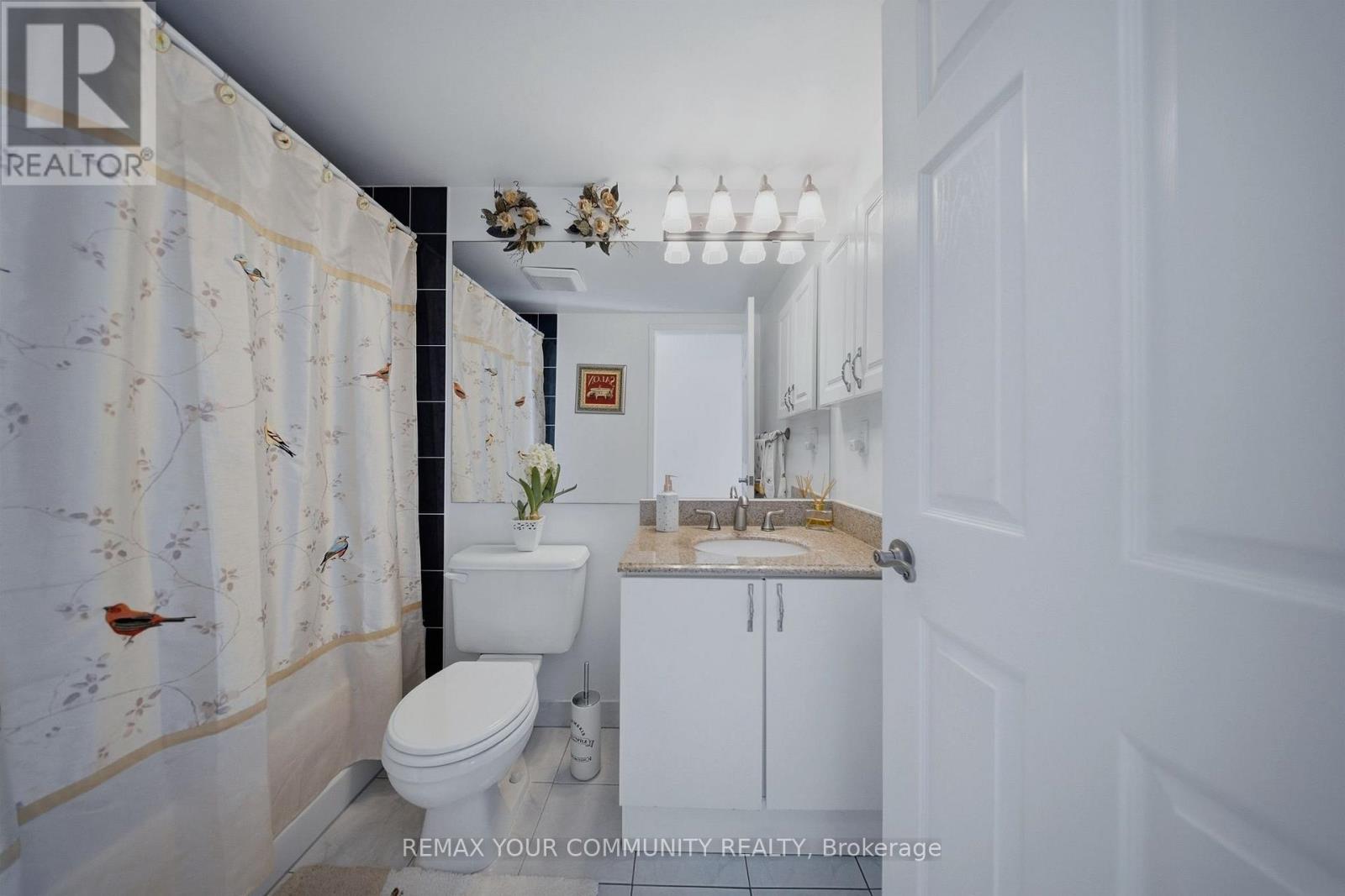 11 - 210 Manitoba Street, Toronto, Ontario  M8Y 4G7 - Photo 17 - W12753706