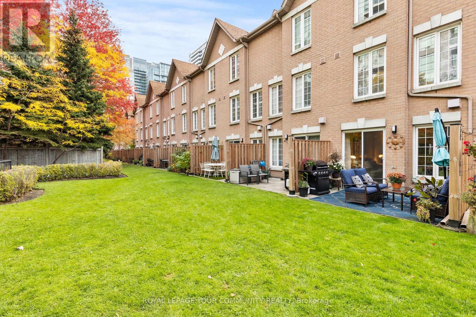 11 - 210 Manitoba Street, Toronto, Ontario  M8Y 4G7 - Photo 32 - W12753706