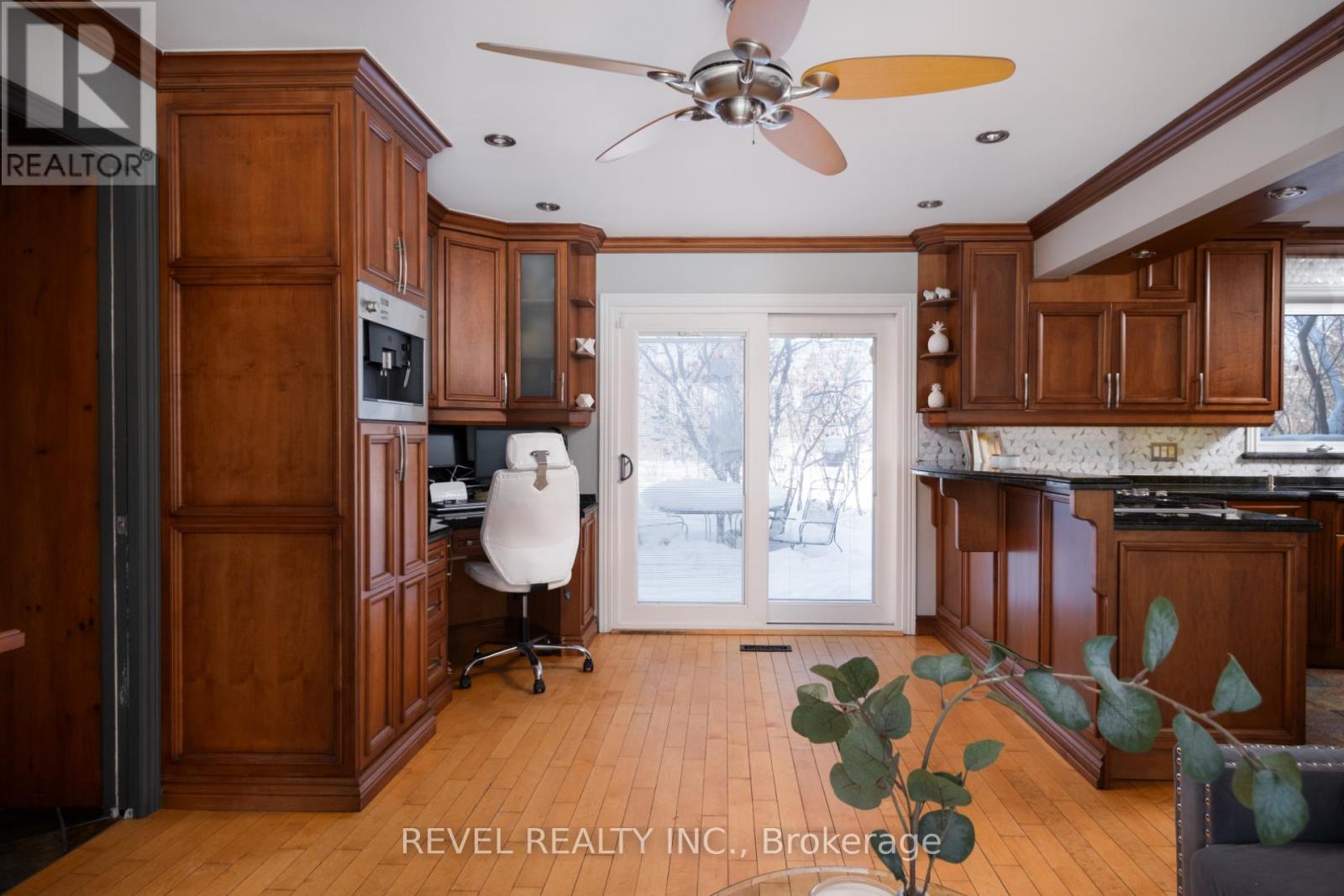 14227 Trafalgar Road, Halton Hills, Ontario  L7G 4S4 - Photo 9 - W12753730