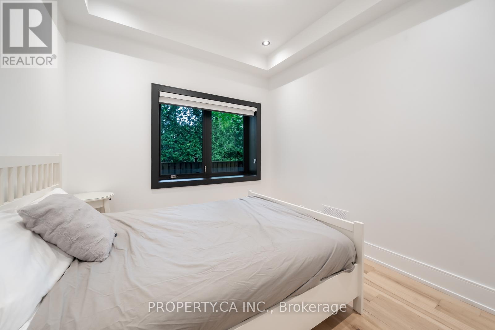 58 Farningham Crescent, Toronto, Ontario  M9B 3B6 - Photo 36 - W12753740