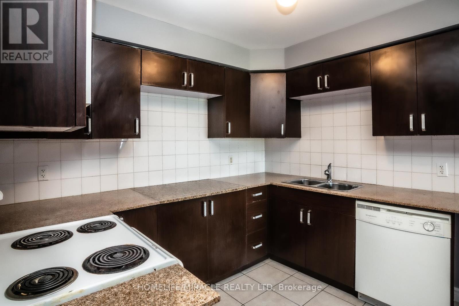 419 - 7405 Goreway Drive, Mississauga, Ontario  L4T 0A3 - Photo 10 - W12753788