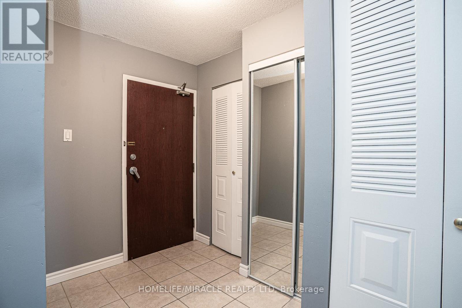 419 - 7405 Goreway Drive, Mississauga, Ontario  L4T 0A3 - Photo 6 - W12753788