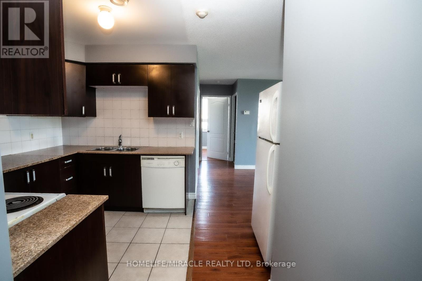 419 - 7405 Goreway Drive, Mississauga, Ontario  L4T 0A3 - Photo 9 - W12753788