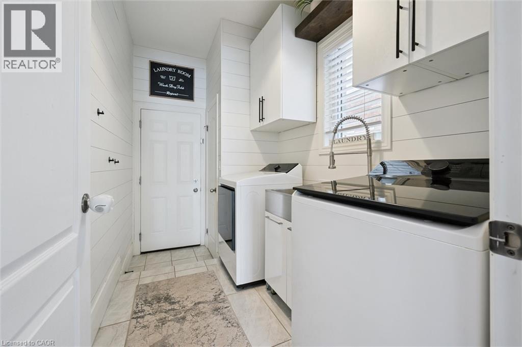 447 Moorlands Crescent, Kitchener, Ontario  N2P 0C9 - Photo 23 - 40802402