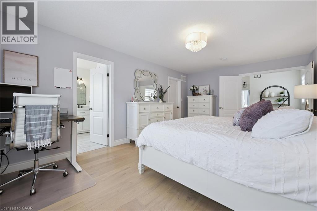 447 Moorlands Crescent, Kitchener, Ontario  N2P 0C9 - Photo 28 - 40802402