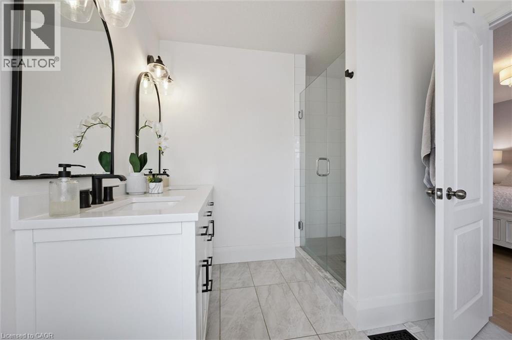 447 Moorlands Crescent, Kitchener, Ontario  N2P 0C9 - Photo 30 - 40802402