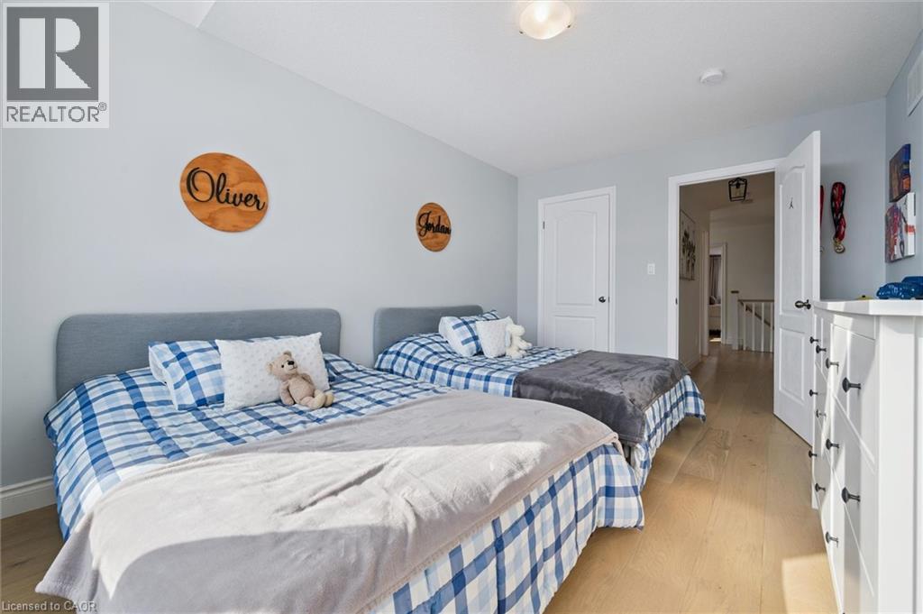 447 Moorlands Crescent, Kitchener, Ontario  N2P 0C9 - Photo 34 - 40802402