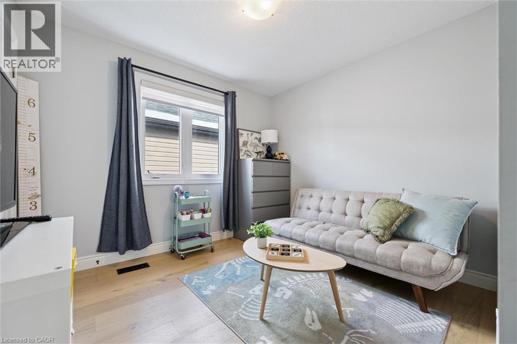 447 Moorlands Crescent, Kitchener, Ontario  N2P 0C9 - Photo 35 - 40802402