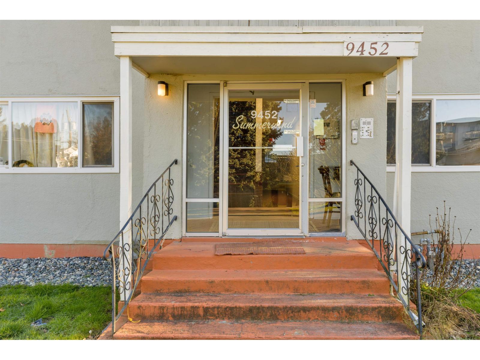 9452 Fletcher Street, Chilliwack Proper East, Chilliwack, British Columbia  V2P 4Z5 - Photo 10 - C8075790