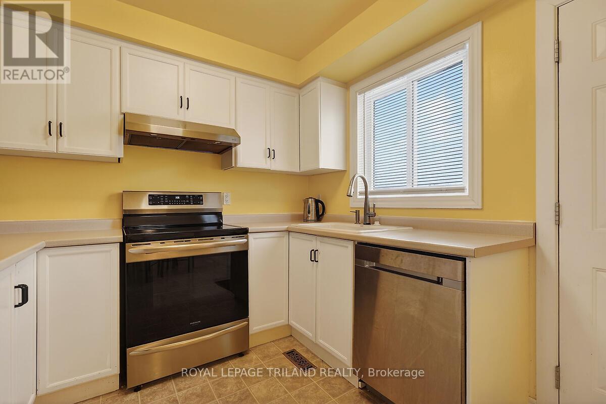 11 - 1095 Jalna Boulevard, London South, Ontario  N6E 2Y7 - Photo 8 - X12753868