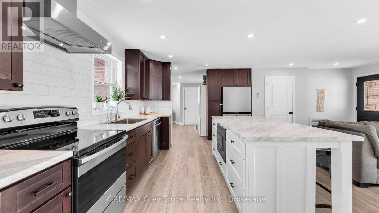 17 Bradley Street, Arran-Elderslie, Ontario  N0G 1L0 - Photo 10 - X12753818