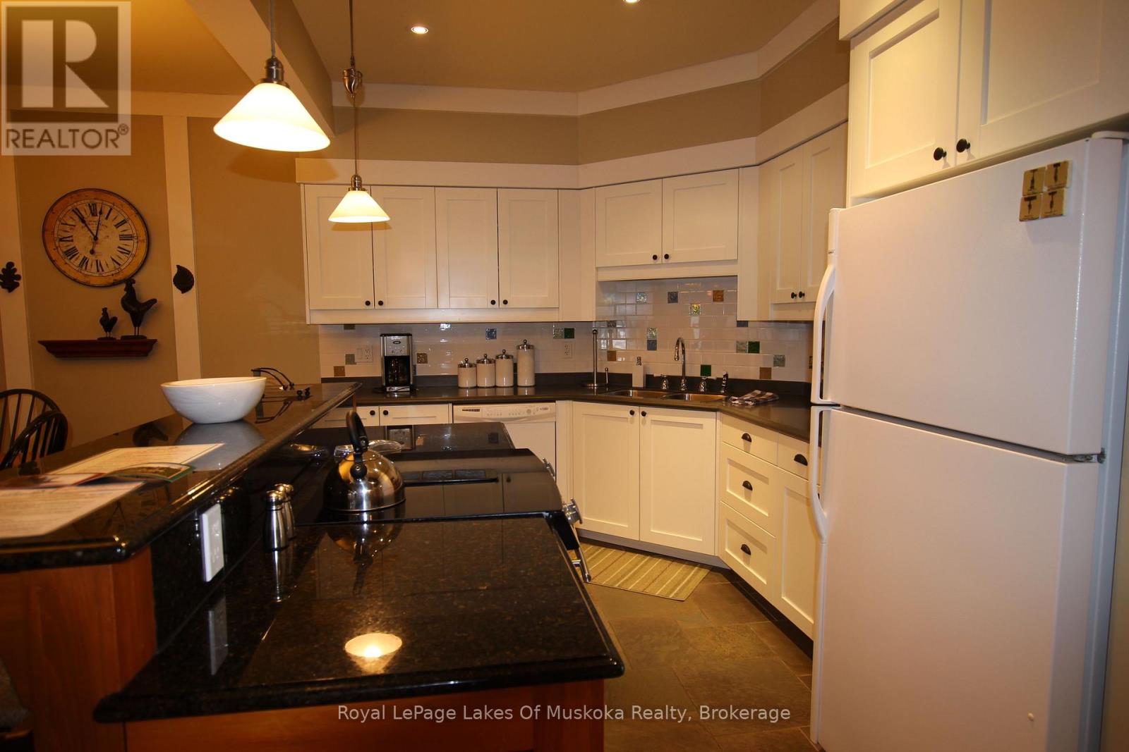 V 7, W 10 - 1020 Birch Glen Road, Lake Of Bays, Ontario P0B 1A0 - Photo 10 - X12753860