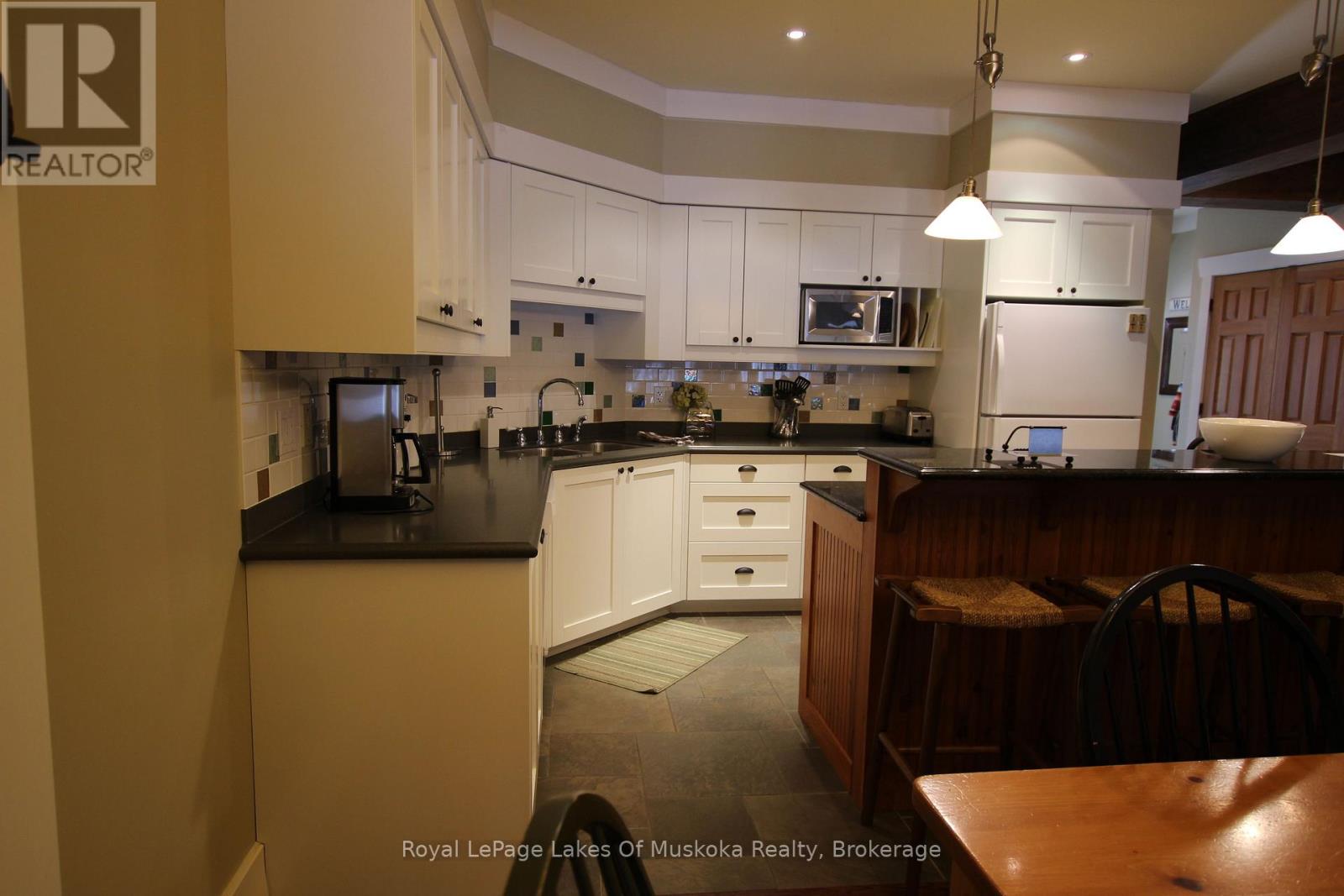 V 7, W 10 - 1020 Birch Glen Road, Lake Of Bays, Ontario P0B 1A0 - Photo 13 - X12753860