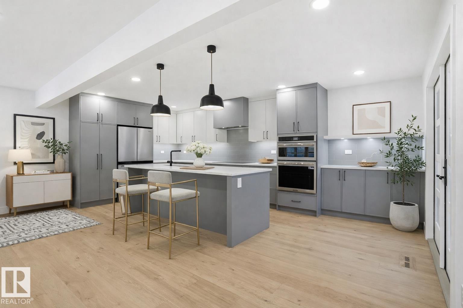 14604 MACKENZIE DR NW, Edmonton, Alberta