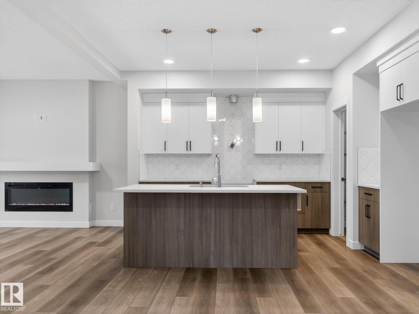 364 Bluff Cv, Leduc, Alberta  T9E 1S2 - Photo 6 - E4471735