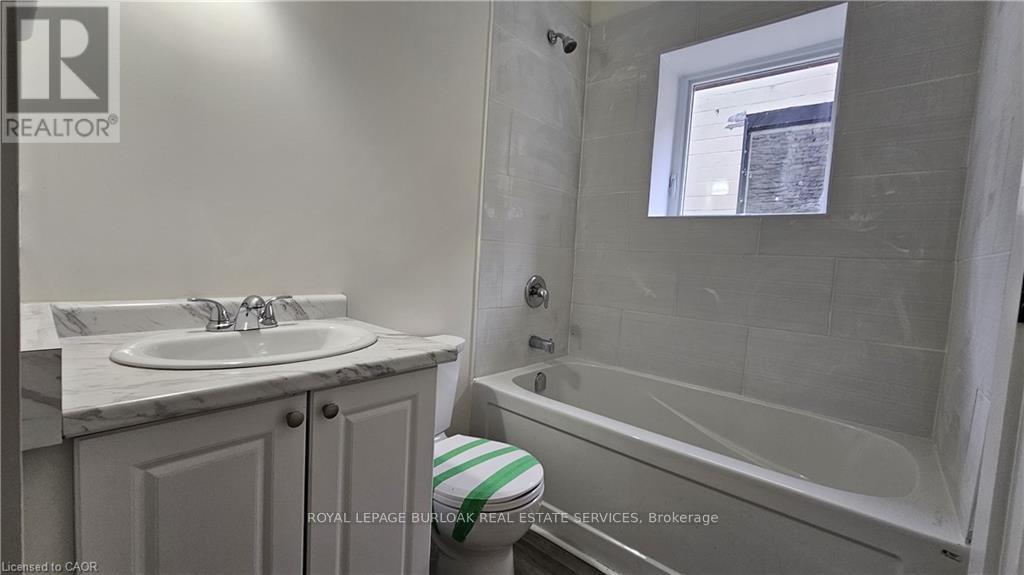 363 Front Street, Belleville, Ontario  K8N 2Z9 - Photo 3 - X12753752