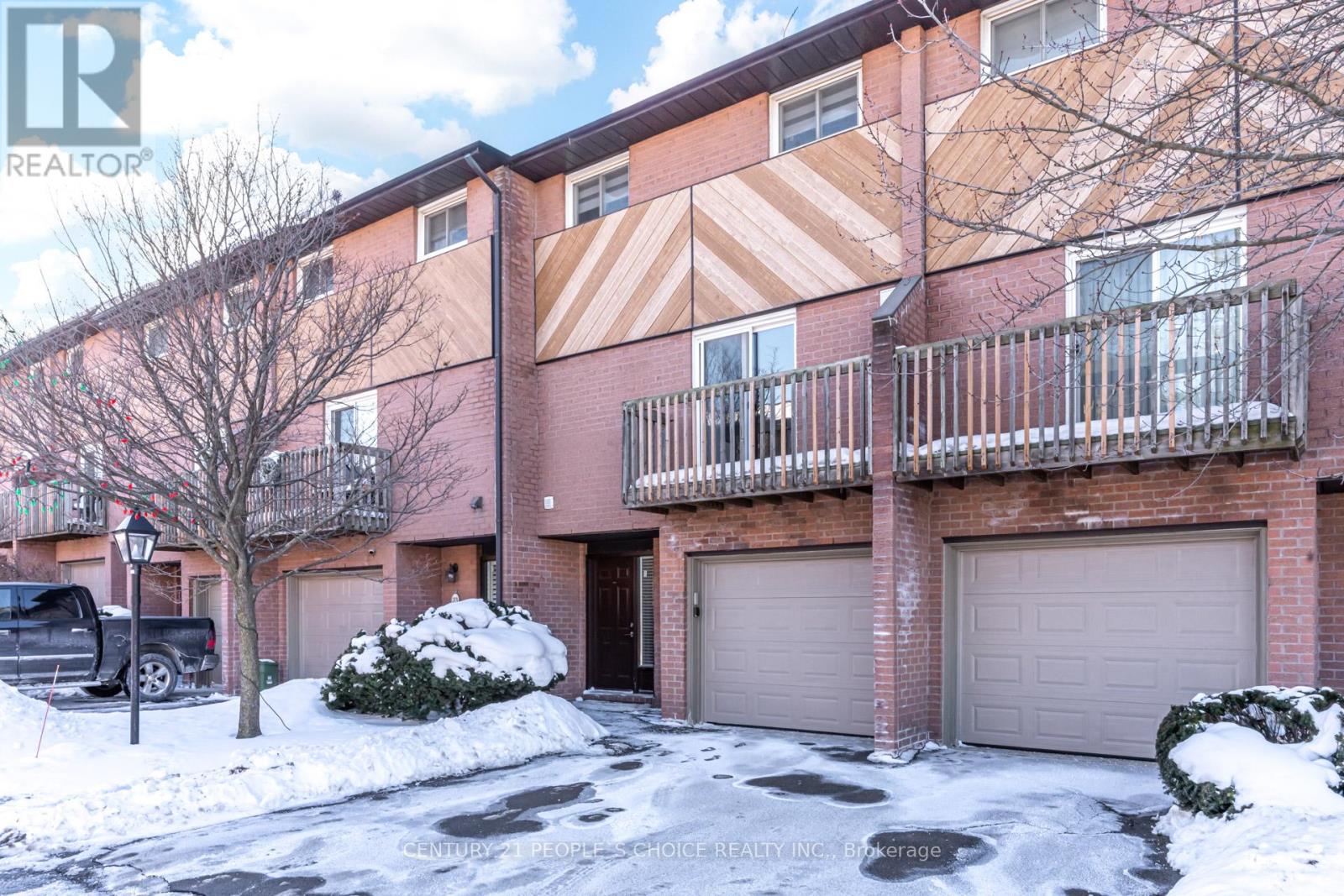 24 - 445 Stone Church Road, Hamilton, Ontario  L9B 2L5 - Photo 2 - X12753758