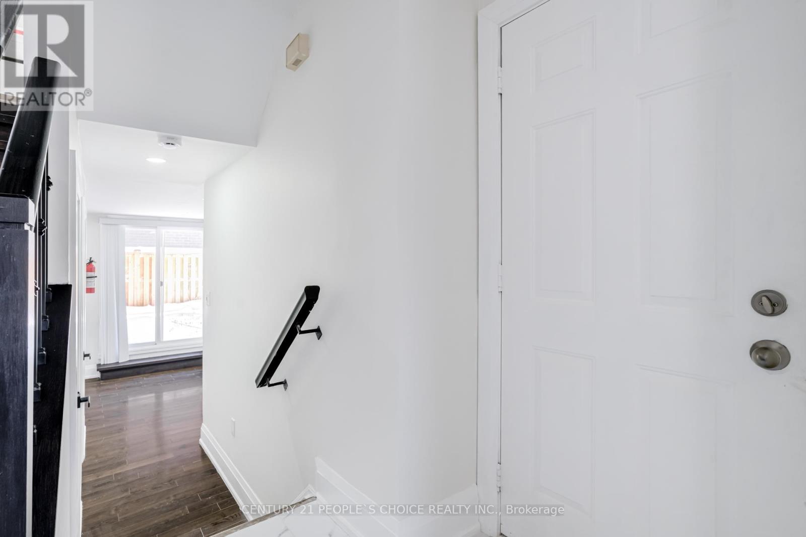 24 - 445 Stone Church Road, Hamilton, Ontario  L9B 2L5 - Photo 6 - X12753758