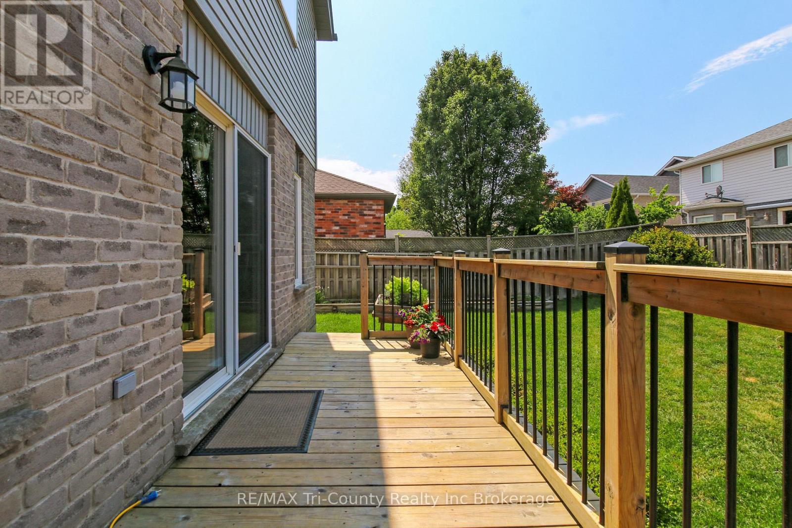 63 Woodhatch Crescent, Ingersoll, Ontario  N5C 0A3 - Photo 27 - X12707790