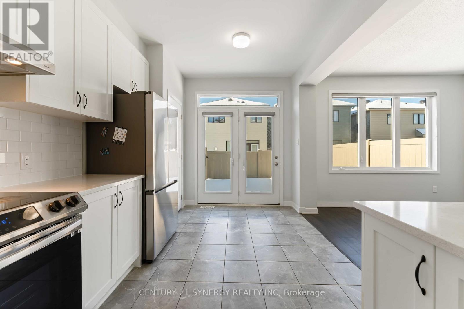 236 Billrian Crescent, Ottawa, Ontario  K2S 3A6 - Photo 7 - X12753832