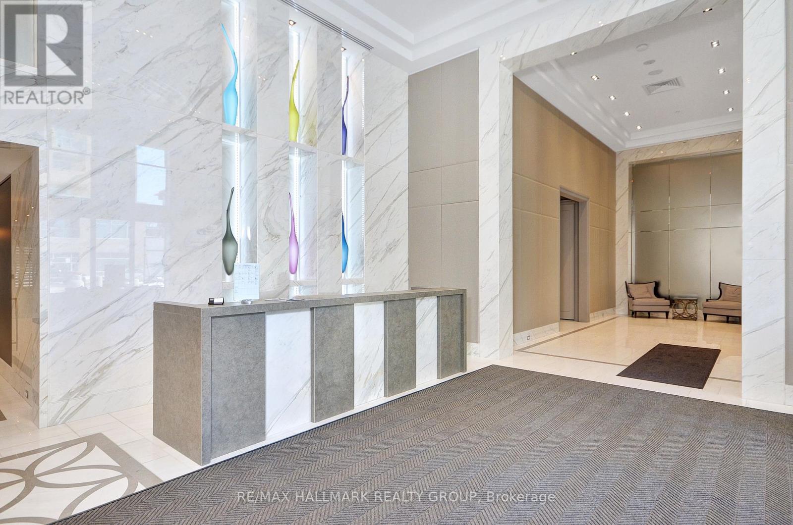 611 - 111 Champagne Avenue, Ottawa, Ontario  K1S 5V3 - Photo 3 - X12753966