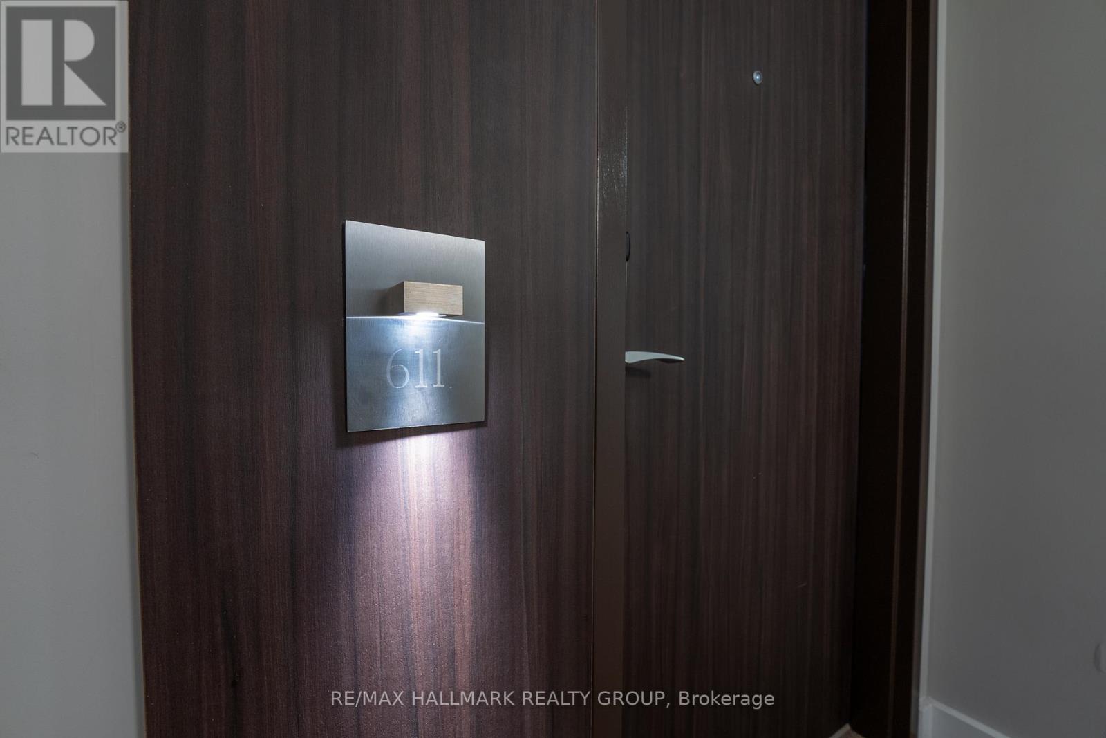 611 - 111 Champagne Avenue, Ottawa, Ontario  K1S 5V3 - Photo 4 - X12753966