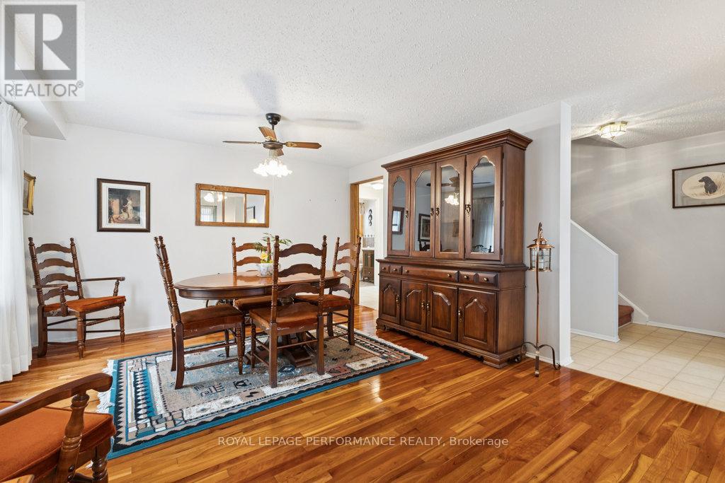 2314 Cotters Crescent, Ottawa, Ontario  K1V 8Y6 - Photo 10 - X12754012