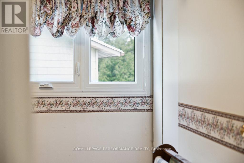 2314 Cotters Crescent, Ottawa, Ontario  K1V 8Y6 - Photo 26 - X12754012