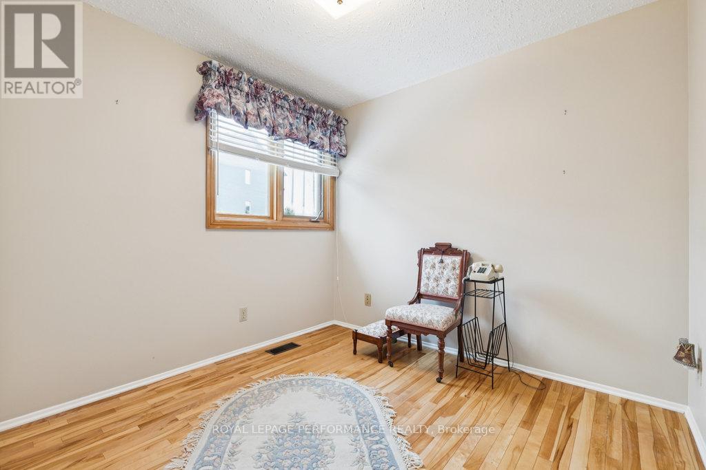 2314 Cotters Crescent, Ottawa, Ontario  K1V 8Y6 - Photo 29 - X12754012