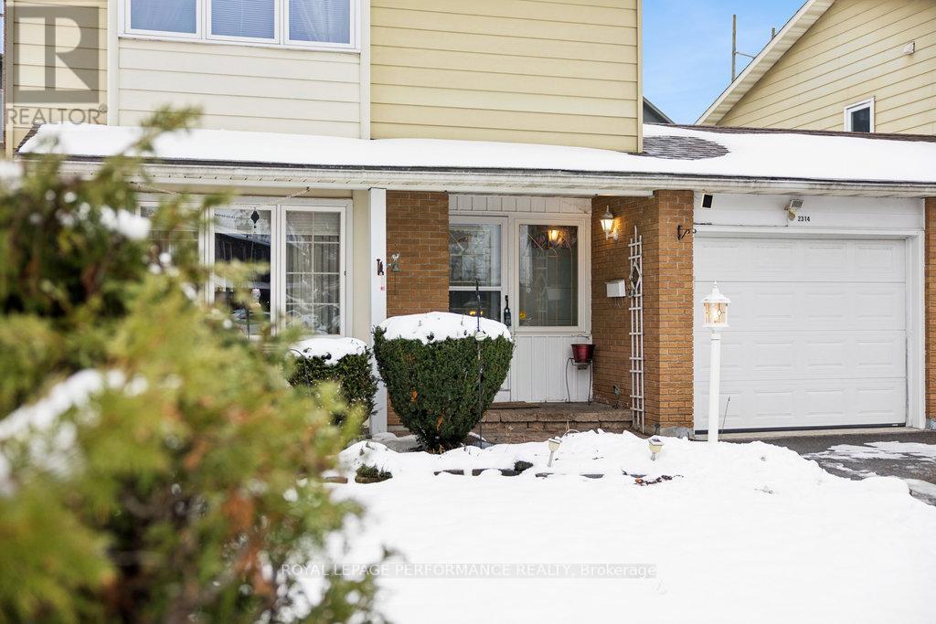 2314 Cotters Crescent, Ottawa, Ontario  K1V 8Y6 - Photo 3 - X12754012