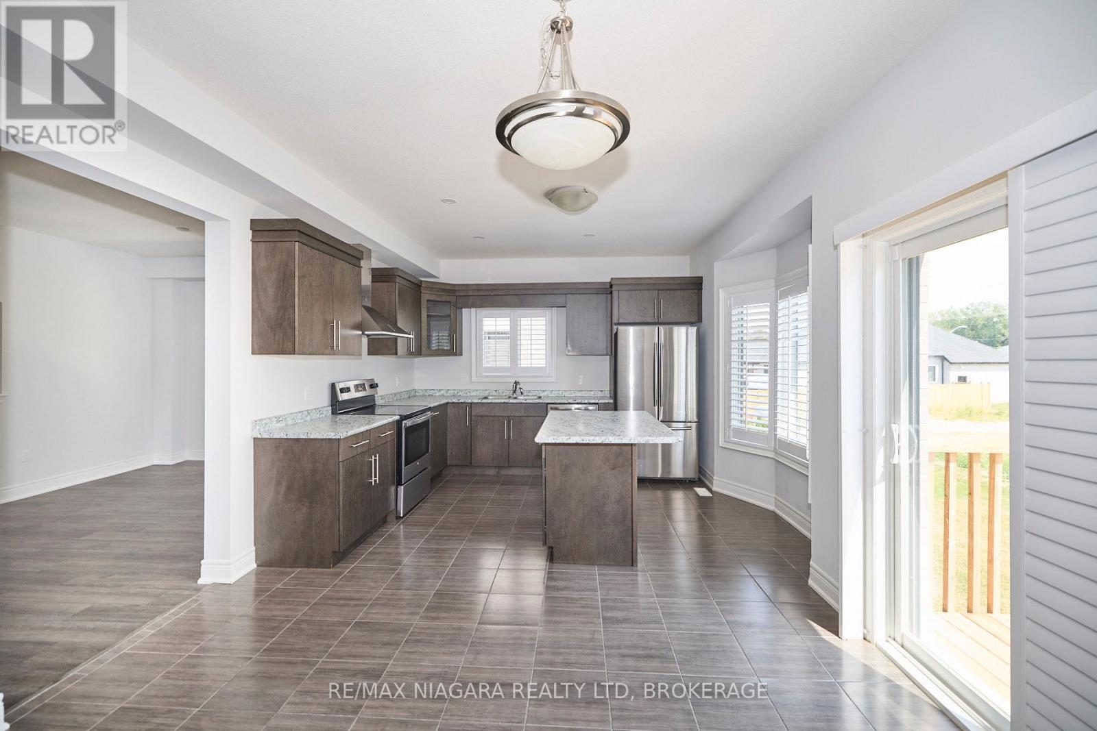 3624 Allen Trail, Fort Erie (Ridgeway), Ontario  L0S 1N0 - Photo 11 - X12754060