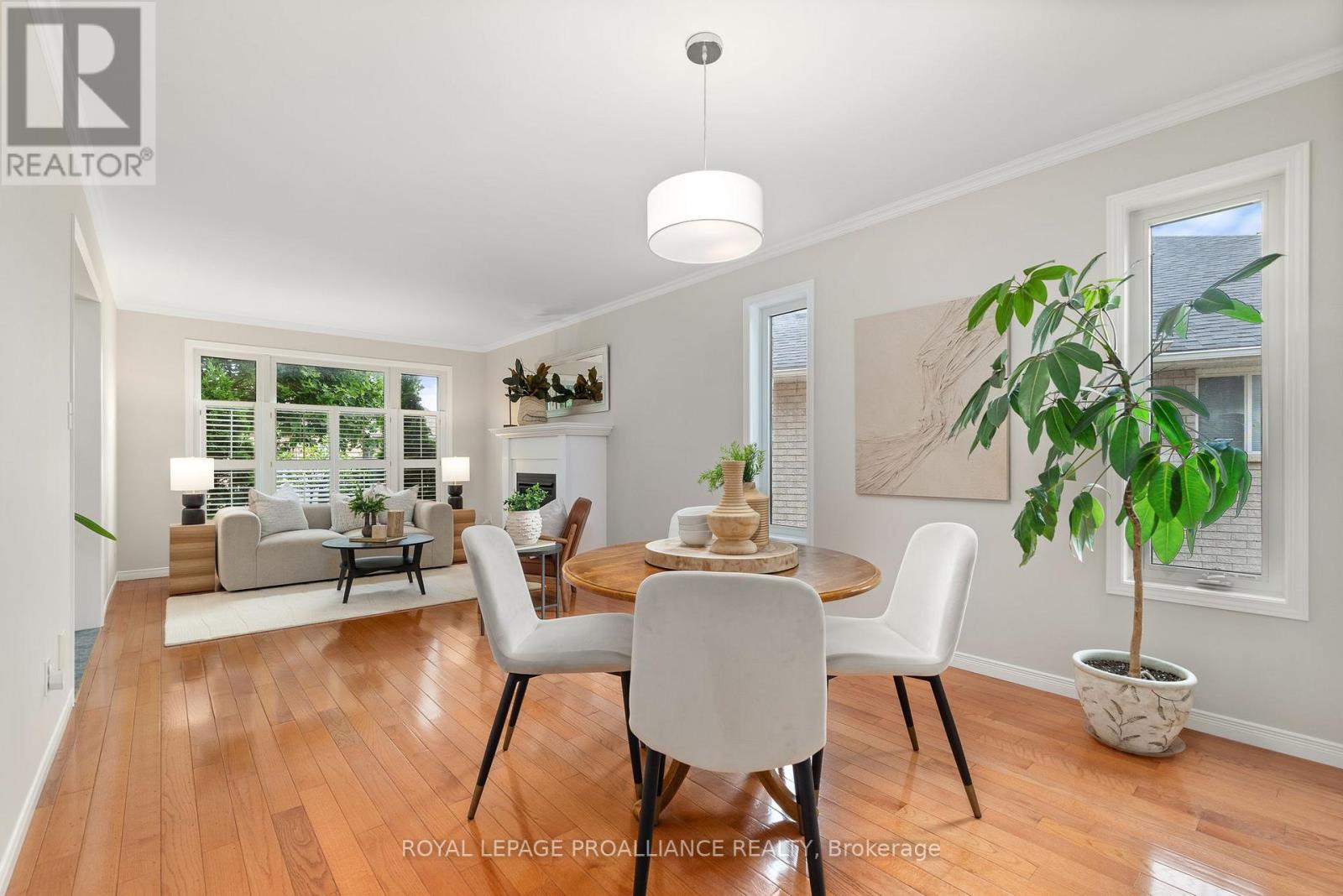 8 Linden Lane, Belleville, Ontario  K8N 5W9 - Photo 24 - X12503154