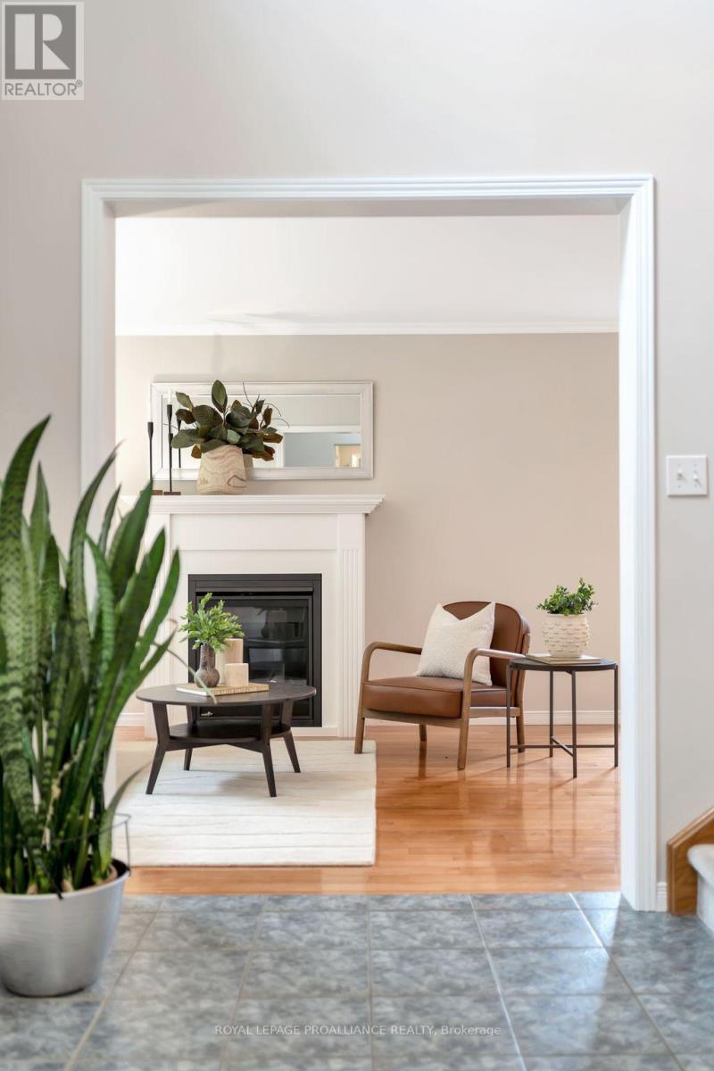 8 Linden Lane, Belleville, Ontario  K8N 5W9 - Photo 29 - X12503154