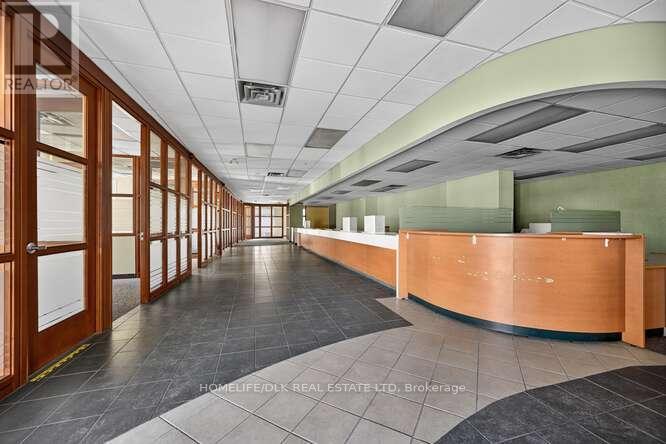 202 - 133 King Street W, Brockville, Ontario  K6V 6Z1 - Photo 8 - X12753850