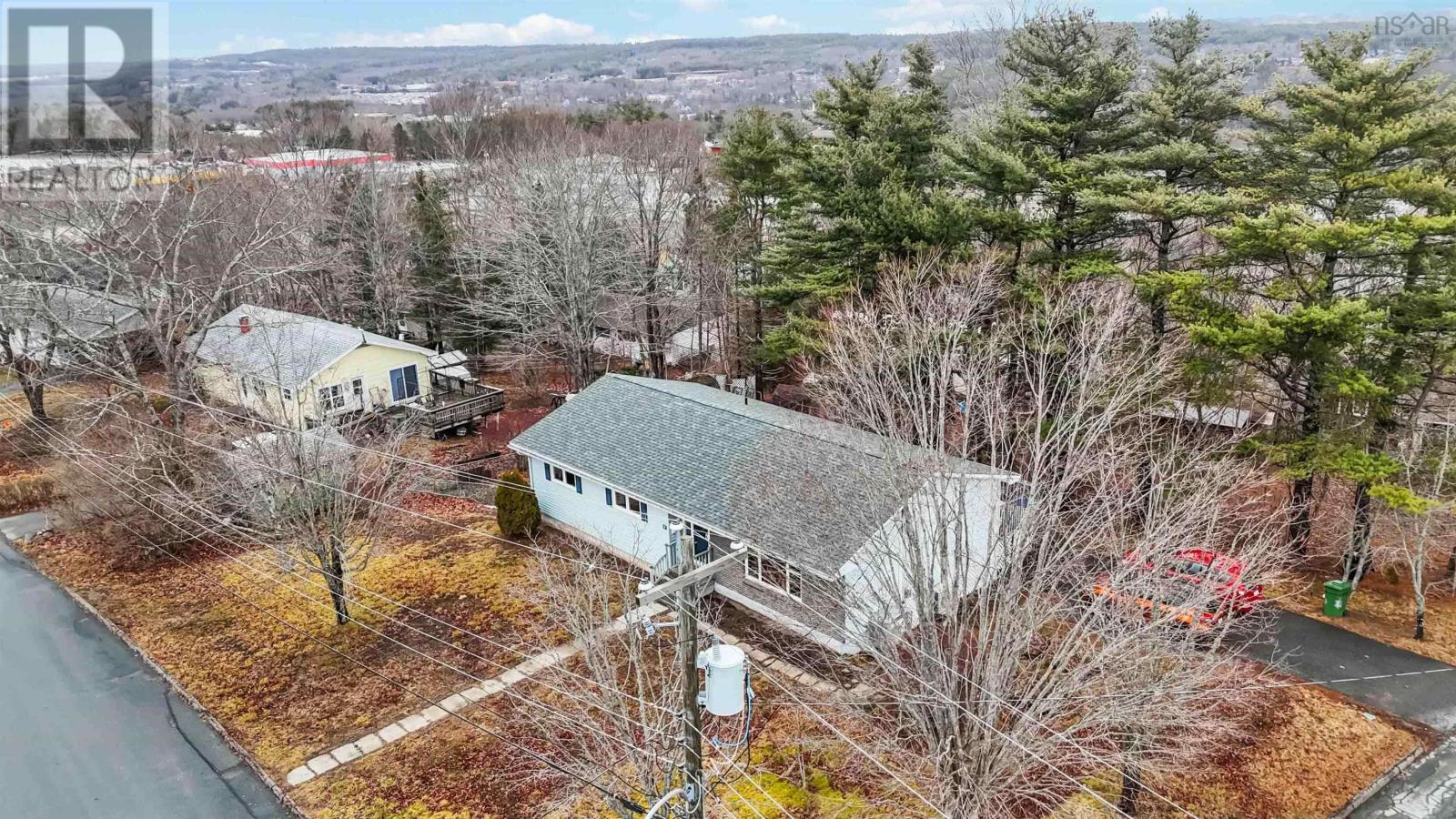 37 Westmount Heights, Bridgewater, Nova Scotia  B4V 1M5 - Photo 3 - 202601101