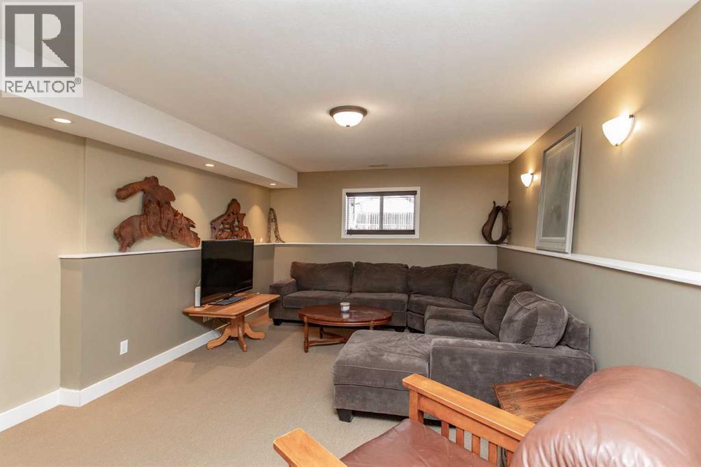 236 Deschner Close, Red Deer, Alberta  T4R 3C2 - Photo 13 - A2275945