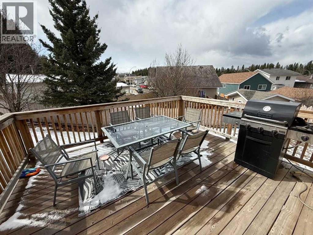 110 Parker Place, Hinton, Alberta  T7V 2C2 - Photo 19 - A2279601