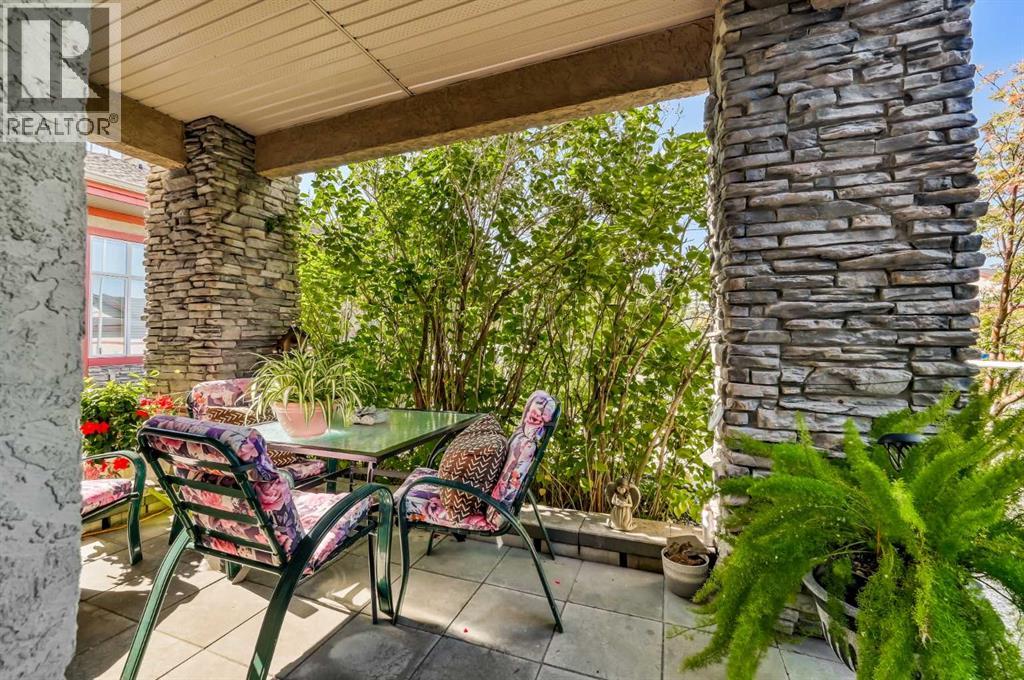 1113, 1113 Lake Fraser Green Se, Calgary, Alberta  T2J 7H6 - Photo 2 - A2282212